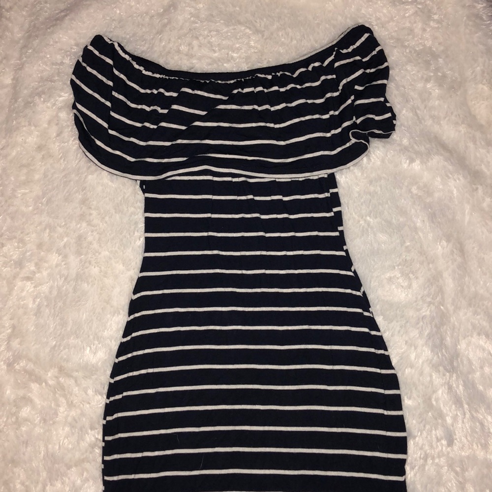 Off The Shoulder Maxi Dress